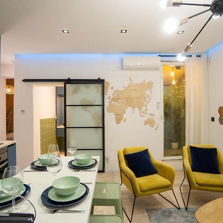 Cozy Apartment Puerta Del Sol & Private Patio Madrid Exteriör bild