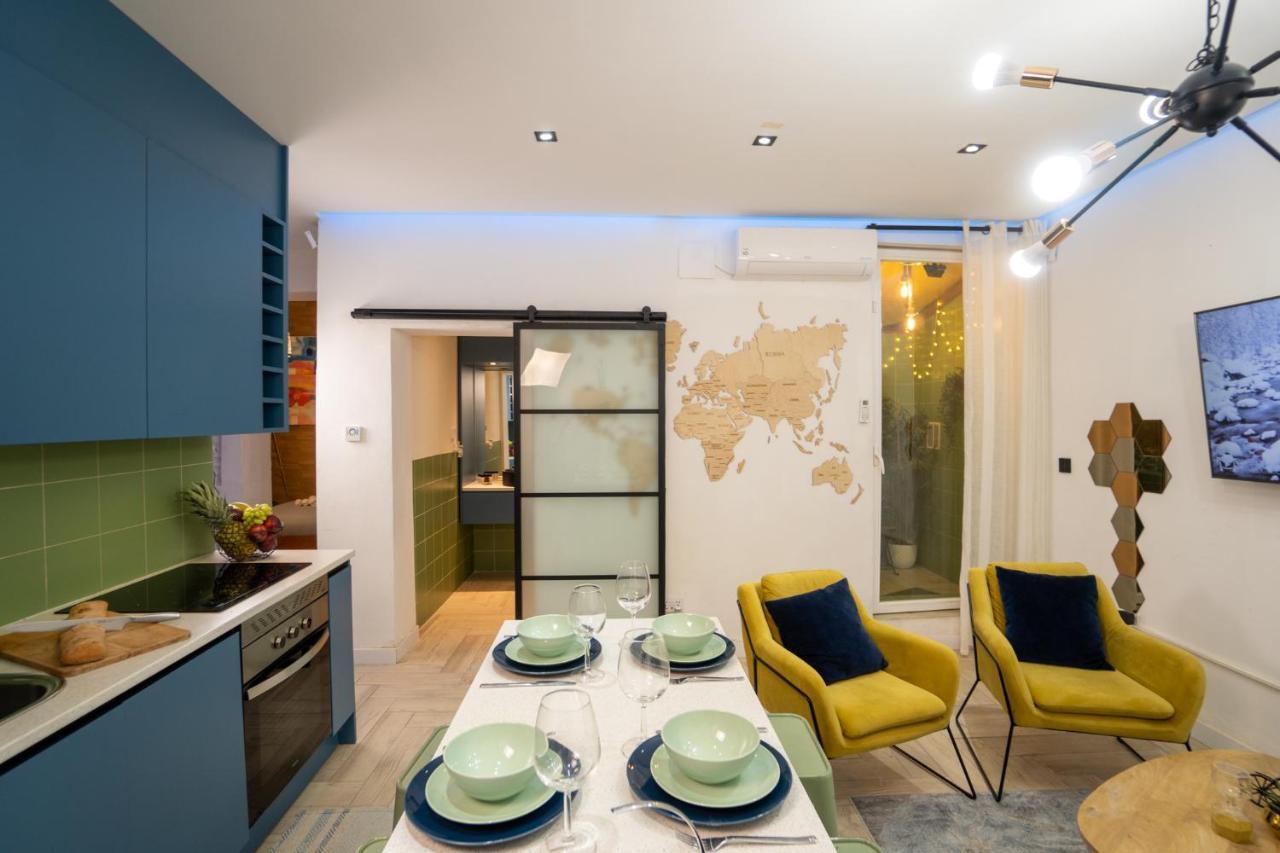 Cozy Apartment Puerta Del Sol & Private Patio Madrid Exteriör bild
