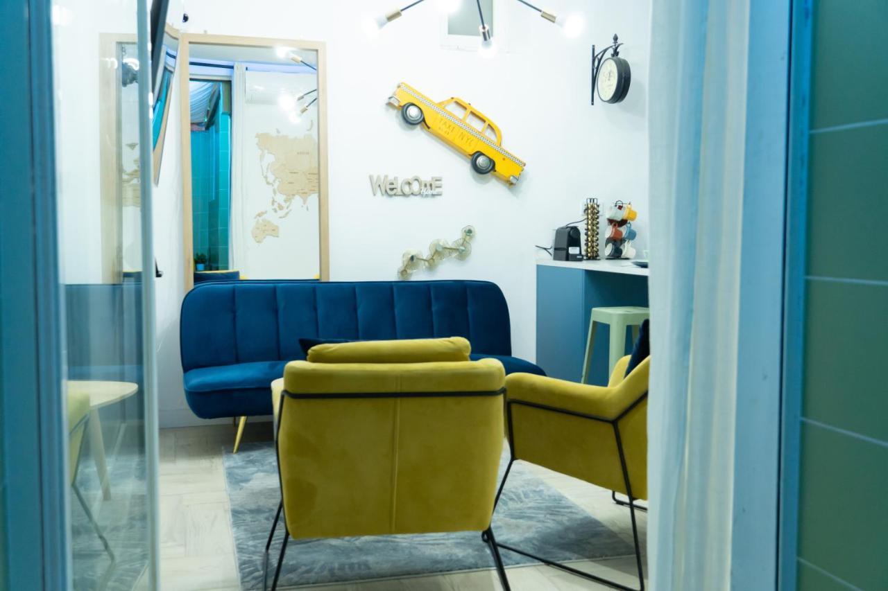 Cozy Apartment Puerta Del Sol & Private Patio Madrid Exteriör bild
